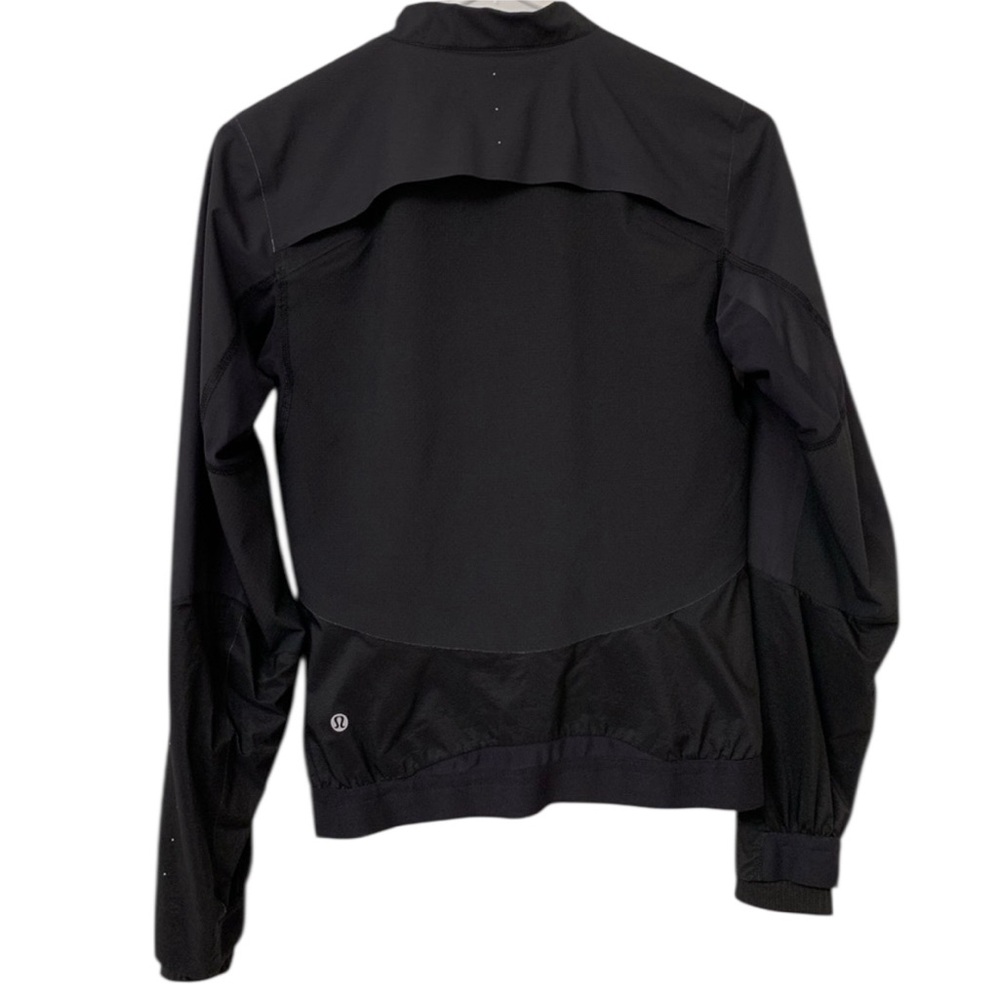 Lululemon Run On Jacket Black size 6 - Picture 6 of 9